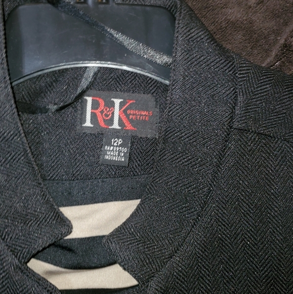 R&K outfit - Picture 2 of 4